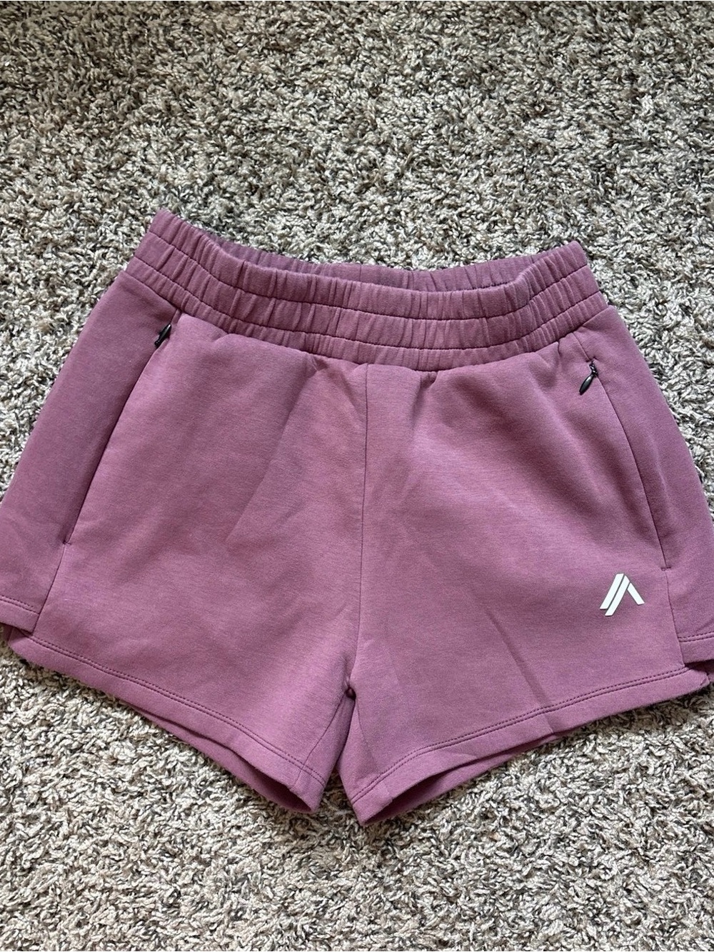 Alphalete Women’s Dusty Pink ELMTS Relaxed Athletic Shorts | Size S